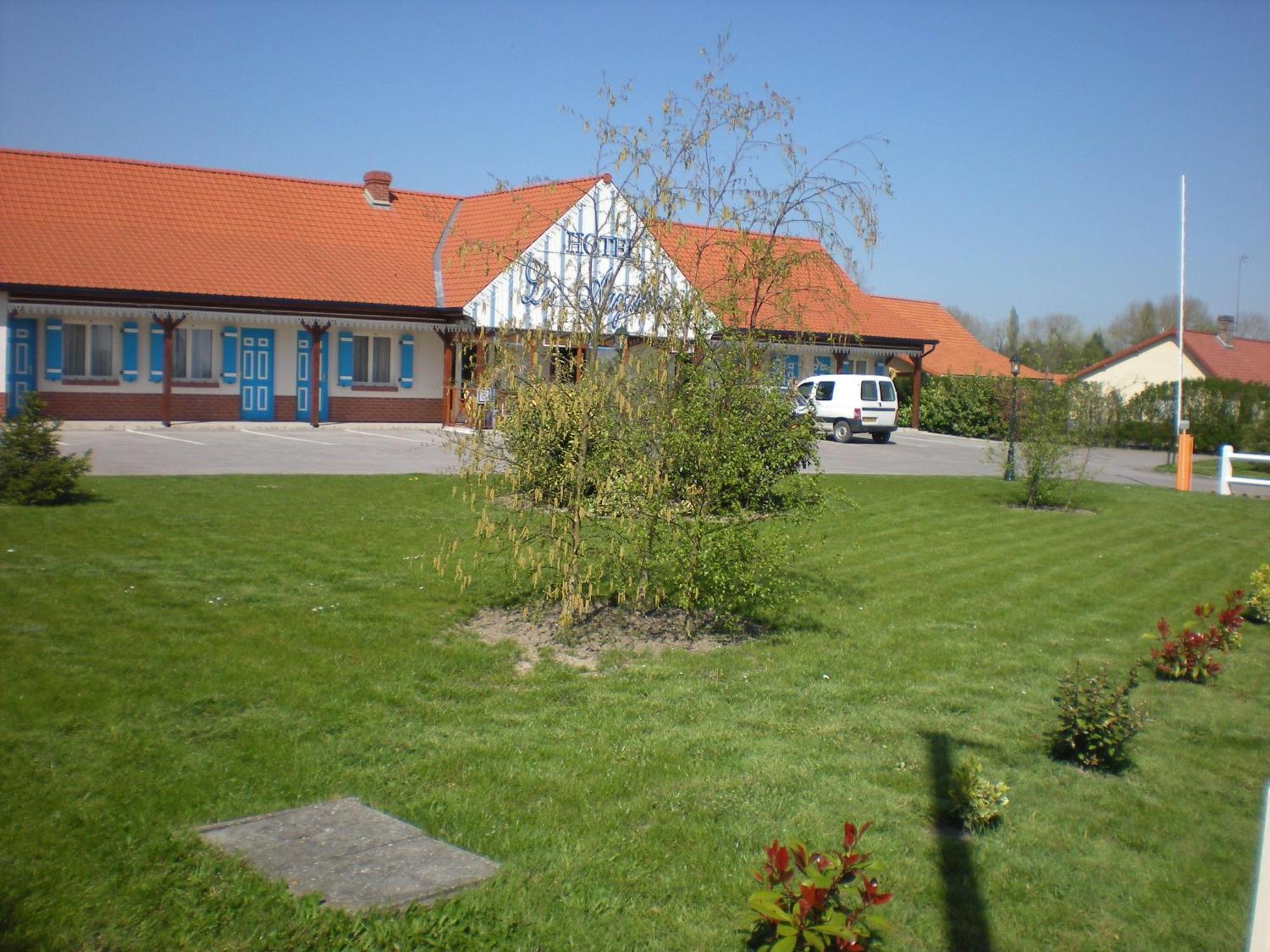 Les Augustines Hotell Quend Exteriör bild